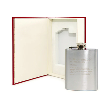 Kikkerland Hair of the Dog Flask - ploskačka v knižke