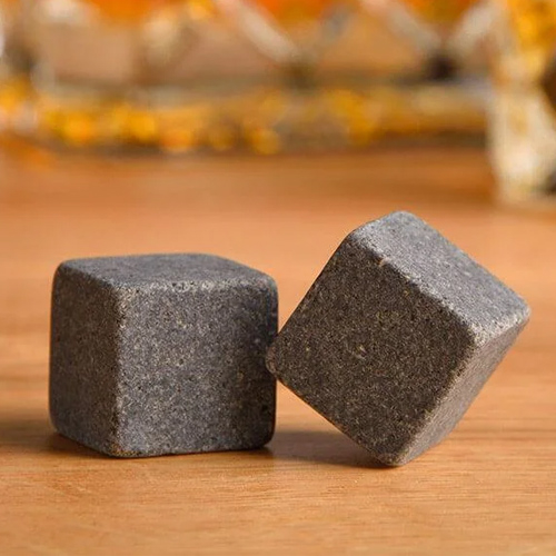 g.wurm - 9pcs basalt stones + a black velvet bag - 9ks čadičových kameňov + čierne zamatové vrecúško